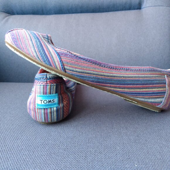 Toms Shoes Ballet Flats Size 9 Hippy Boho Folkwear Tribal Print - Picture 8 of 16